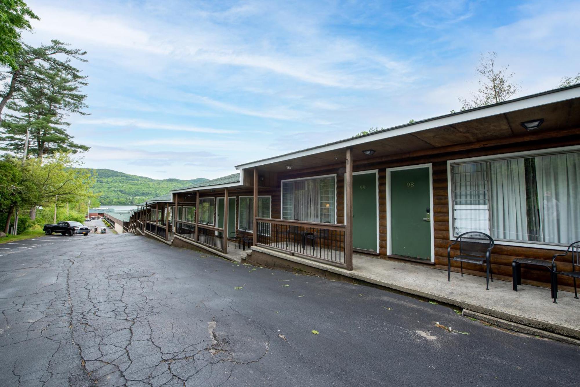 Scotty'S Lakeside Resort Lake George Eksteriør billede